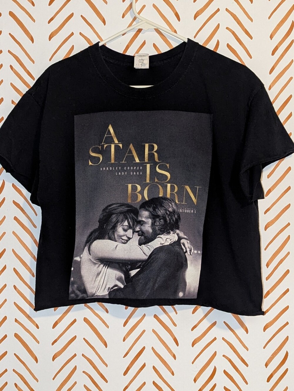Gildan Size Large A Star Is Born Hand Cropped Tee